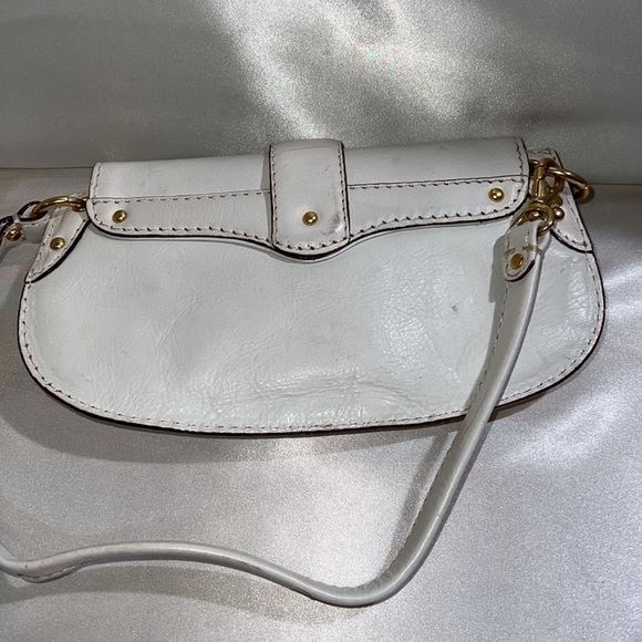 Michael Kors mini wristlet - Picture 3 of 5